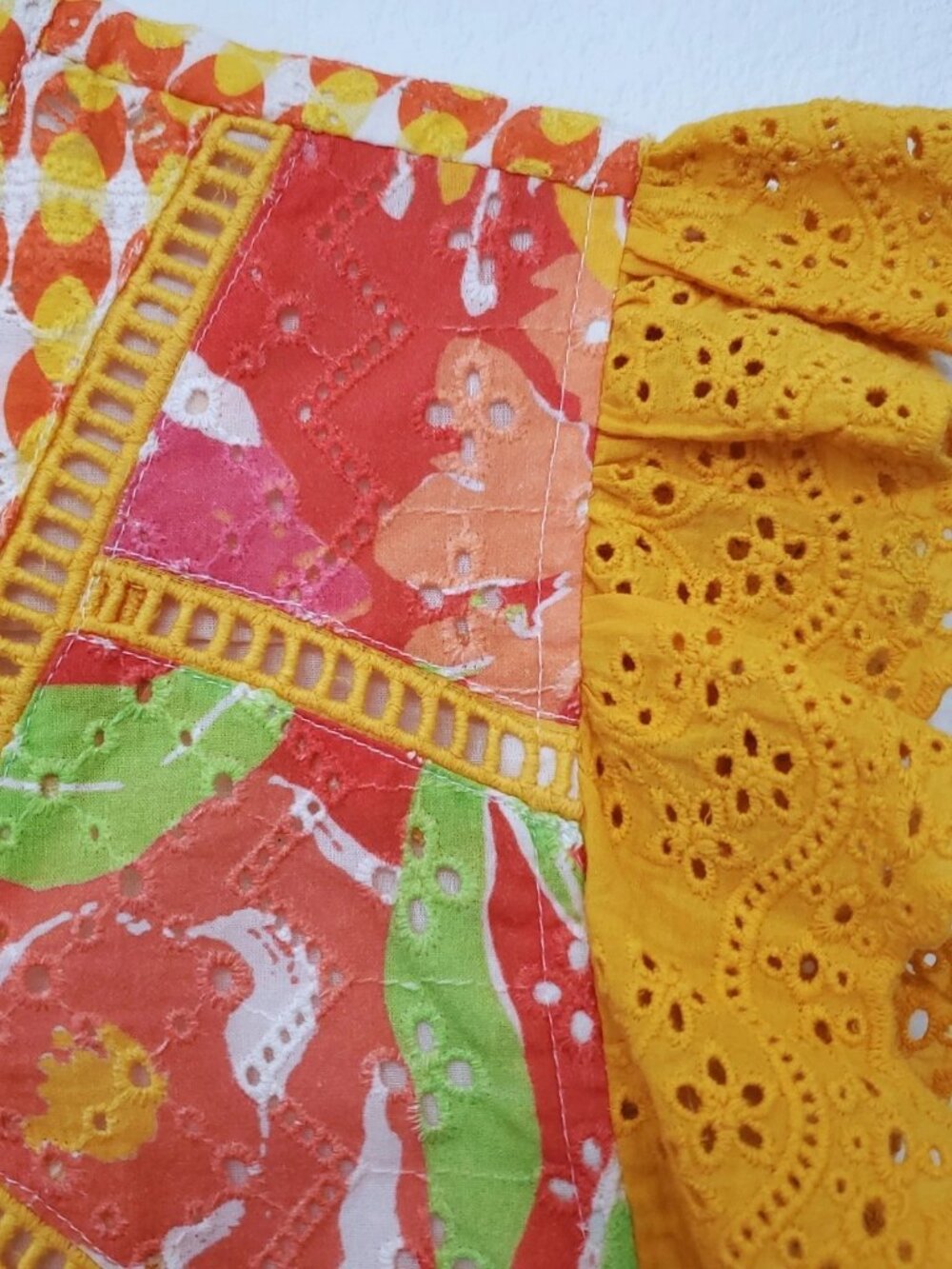Anthropologie Verb by Pallavi Singhee Eyelet Lace Vibrant Floral Print Blouse M - Picture 5 of 15